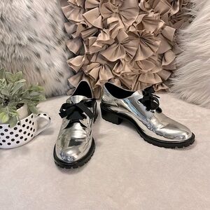 Aldo Silver Deluca Oxford Lace Up Shoes Sz 7